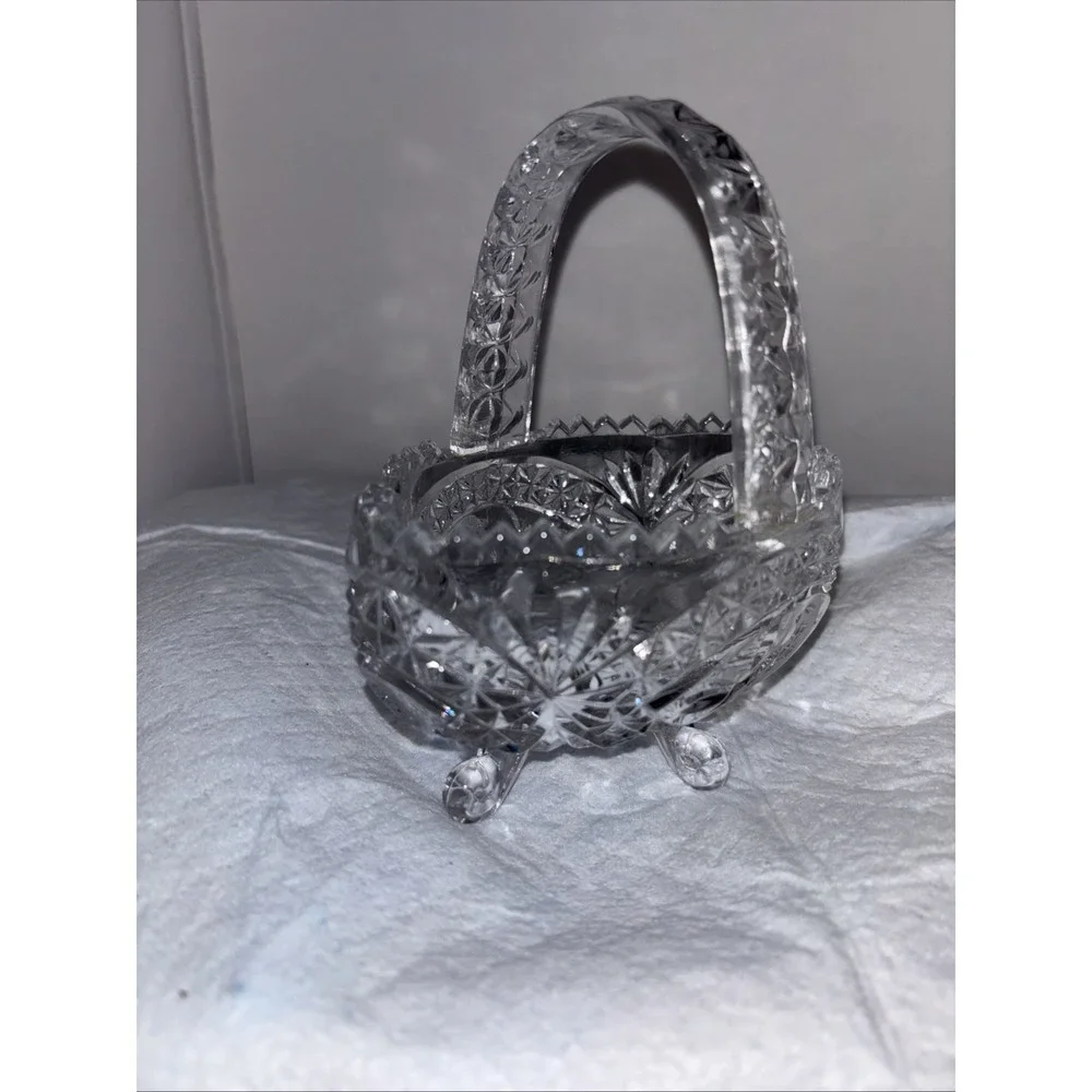 Vintage Lead Crystal Hofbauer Byrdes Small‎ Basket With Feet & Handle